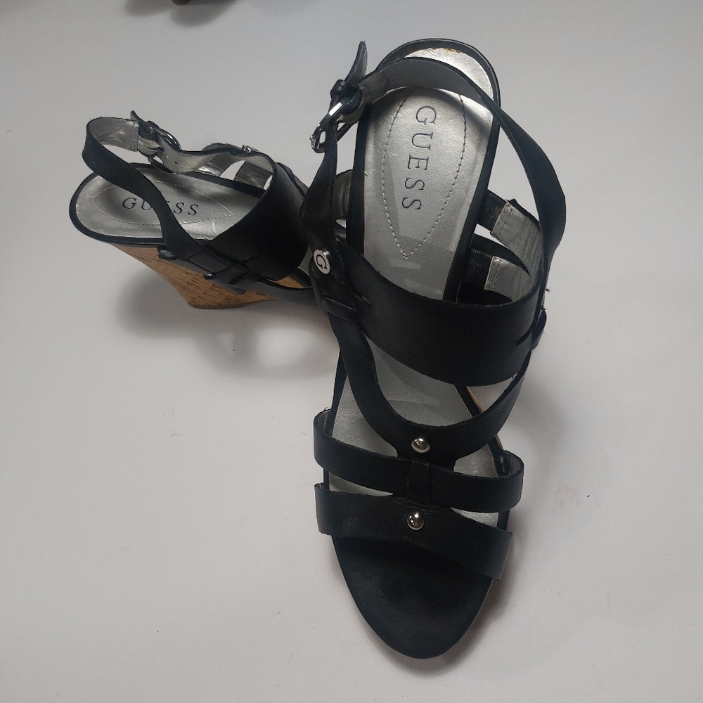 GUESS Women's Black Leather Sandals Sz 91/2